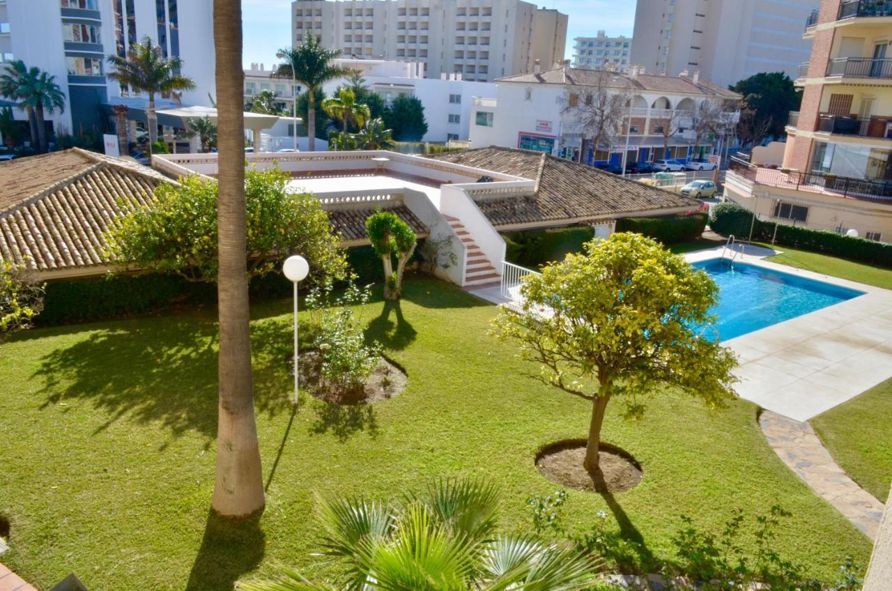 Apartamento Carihuela un dormitorio junto al mar Torremolinos Exterior foto