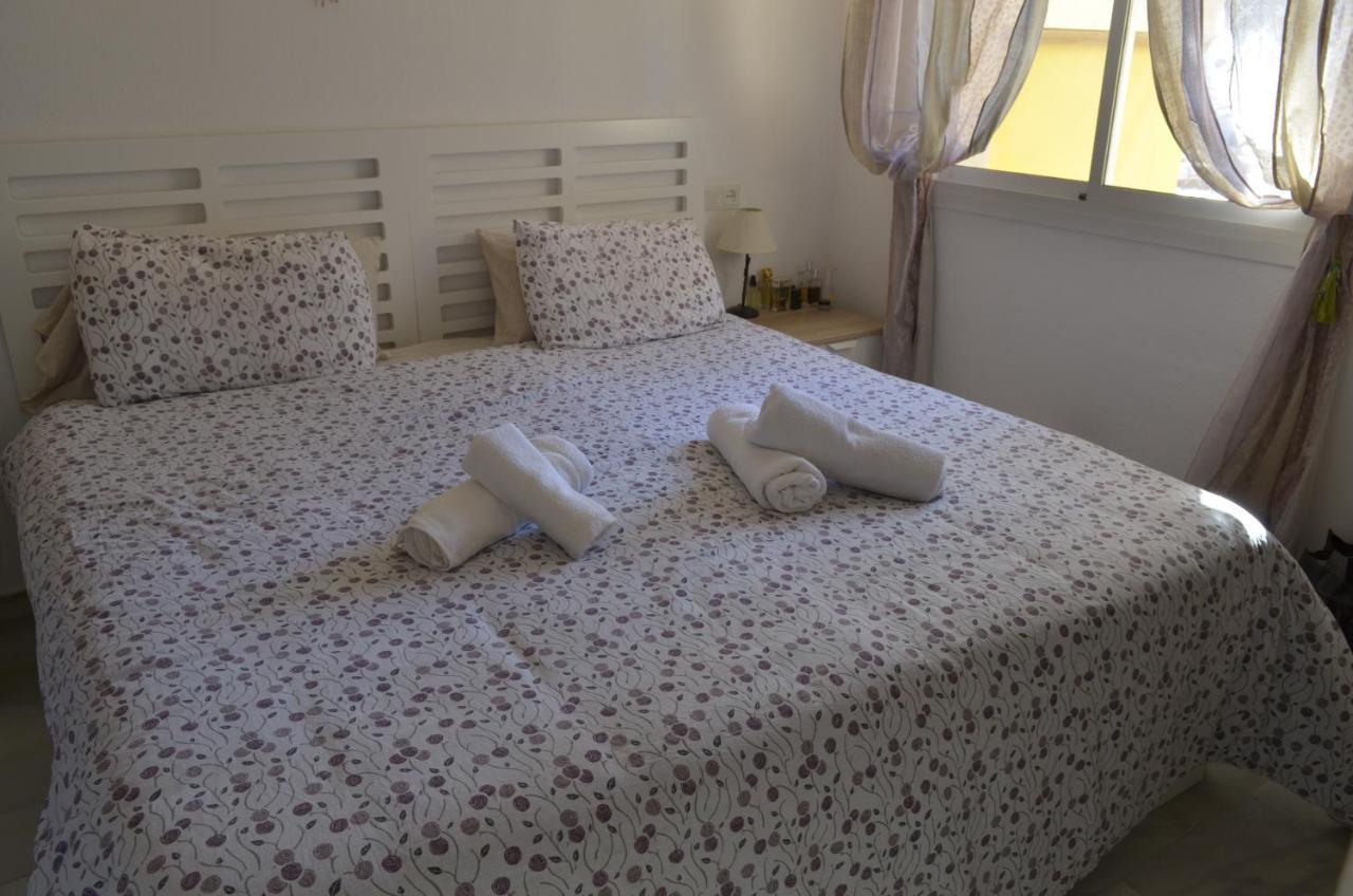 Apartamento Carihuela un dormitorio junto al mar Torremolinos Exterior foto