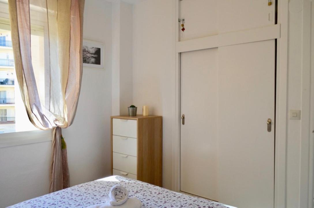 Apartamento Carihuela un dormitorio junto al mar Torremolinos Exterior foto