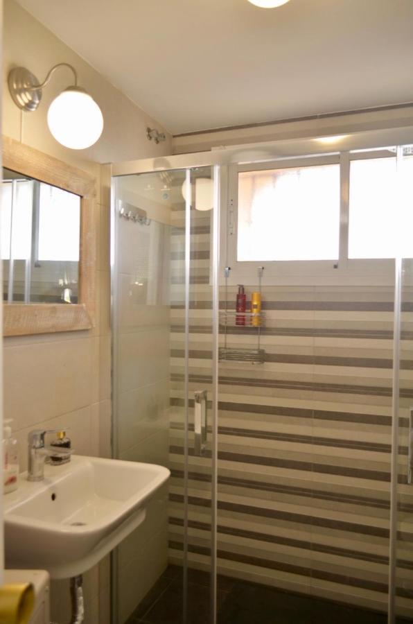 Apartamento Carihuela un dormitorio junto al mar Torremolinos Exterior foto