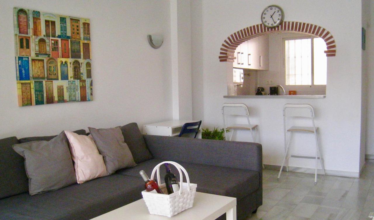 Apartamento Carihuela un dormitorio junto al mar Torremolinos Exterior foto